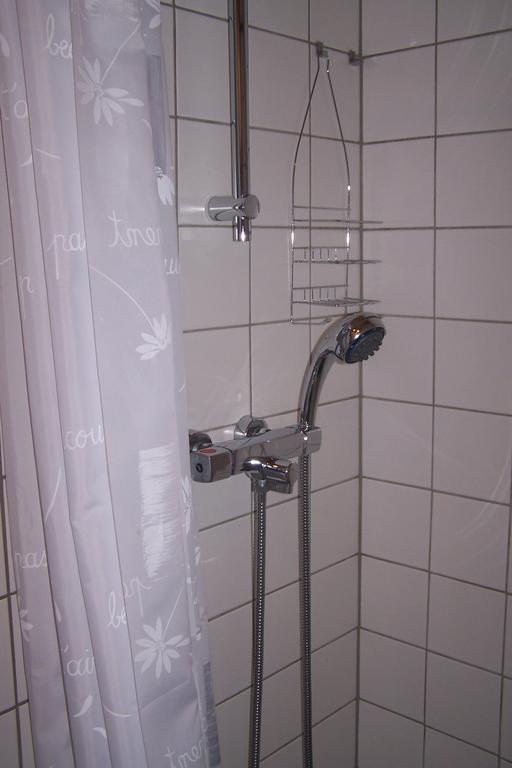 Salomony Chambre D'Hotes Marcols-les-Eaux Habitación foto