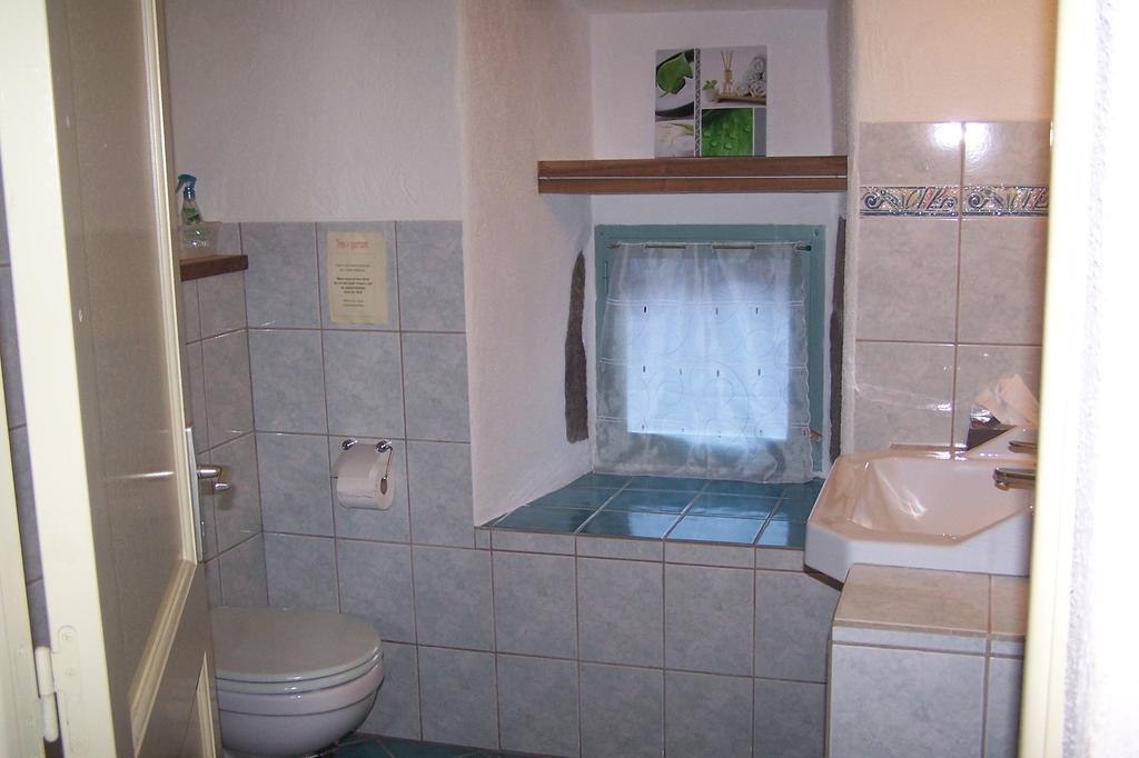 Salomony Chambre D'Hotes Marcols-les-Eaux Habitación foto