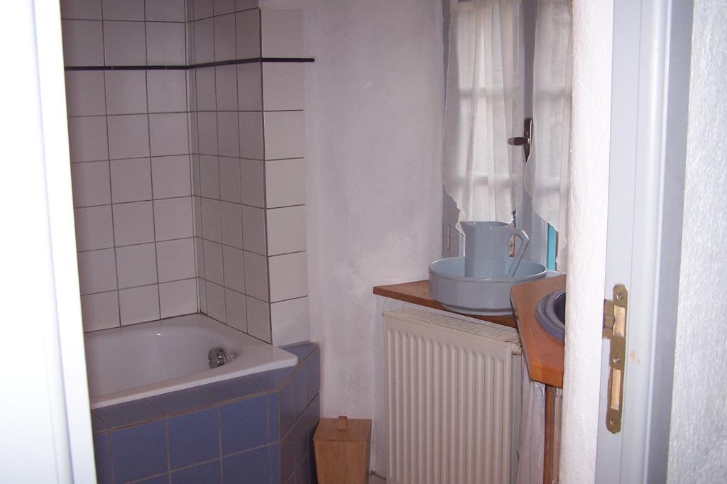 Salomony Chambre D'Hotes Marcols-les-Eaux Habitación foto